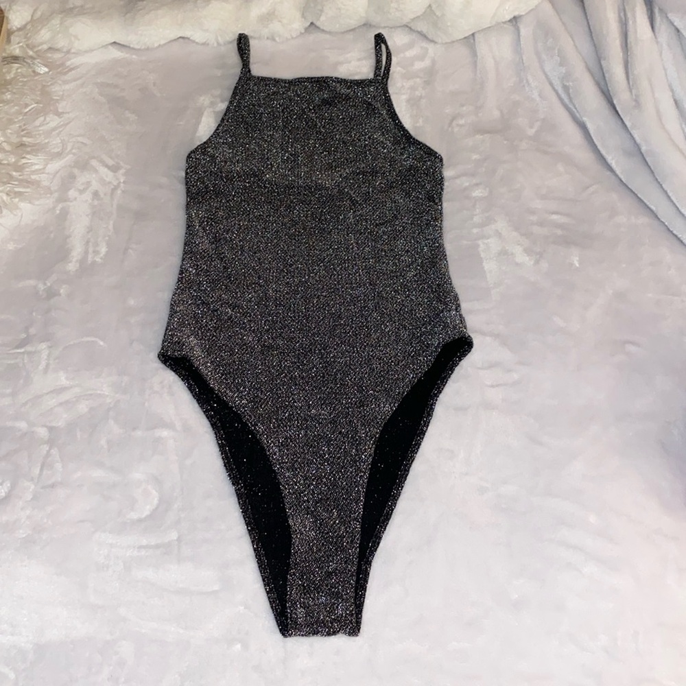 Sparkly black and silver body suit 🩶🖤